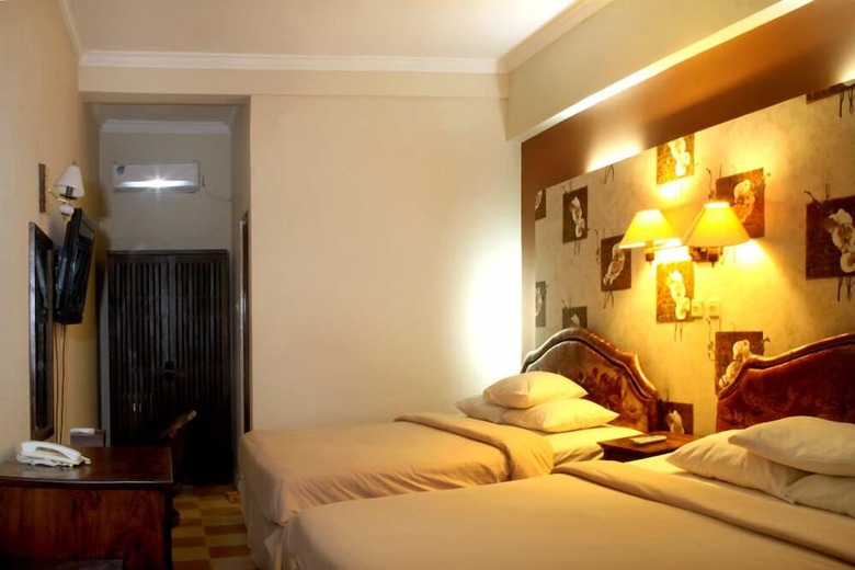 Nathan Hotel