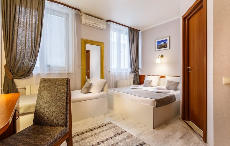 Mayak Hotel