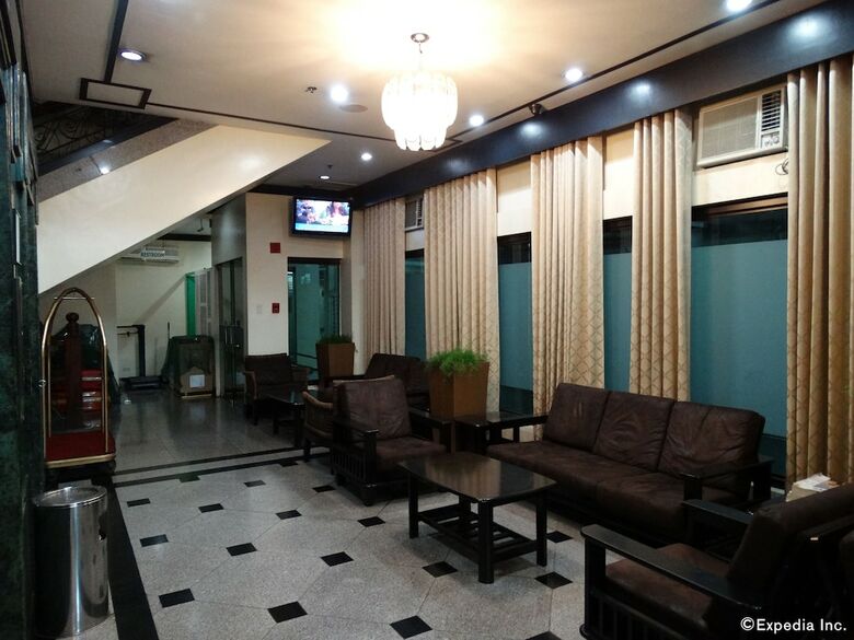 Urban Travellers Hotel
