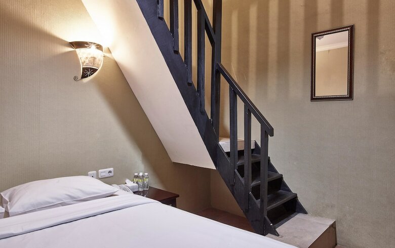 Twins Hotel Manggadua