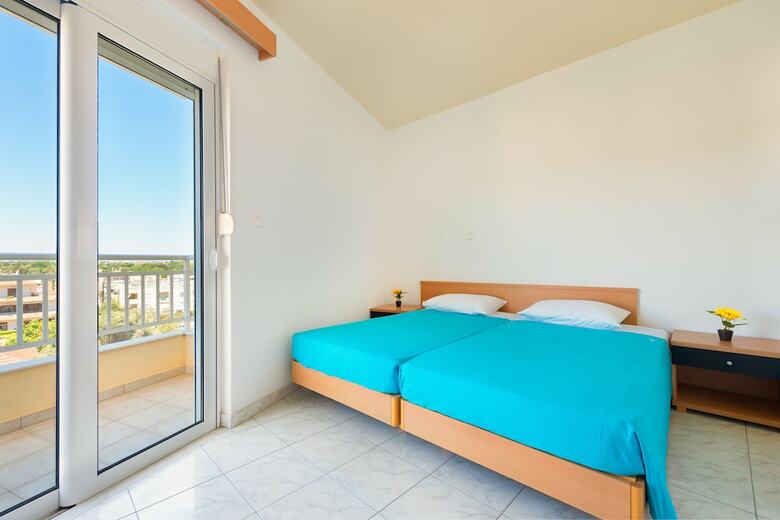 Yiannis Apartments