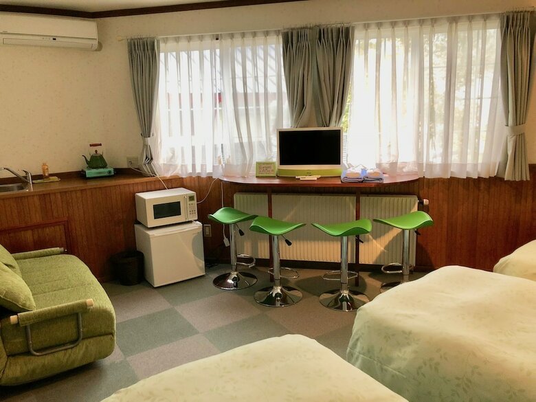 Hotel Arts Color