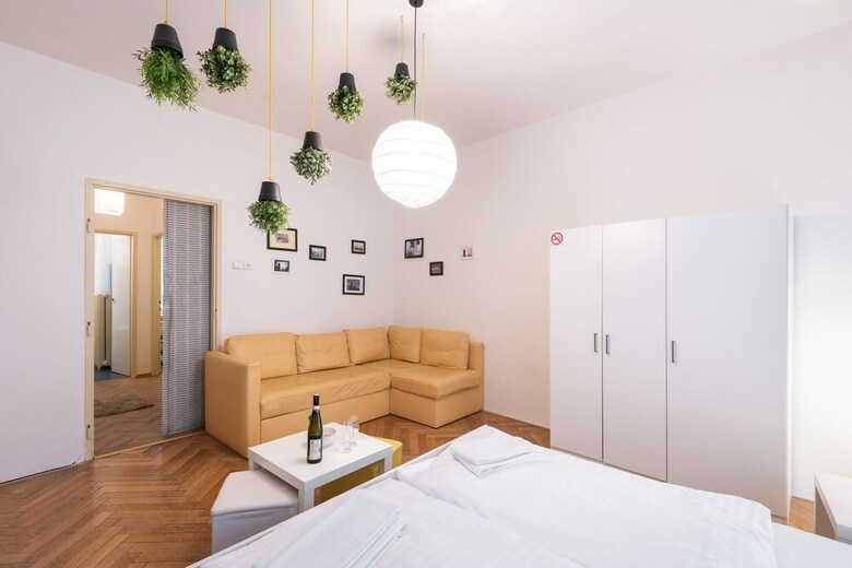 Na Zborenci Apartments