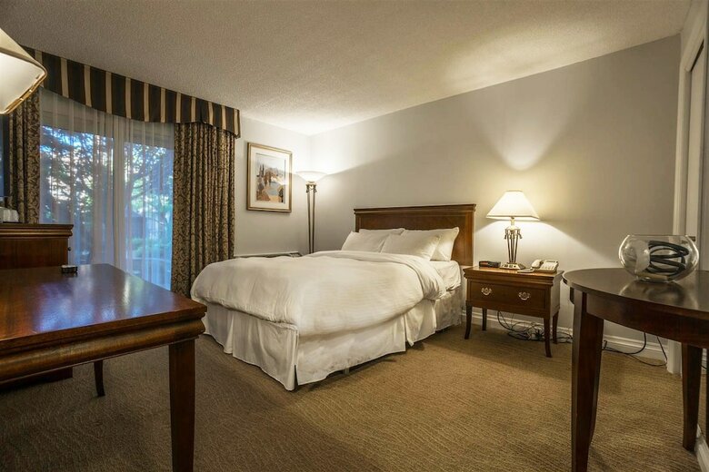 Hotel Inn Of Waterloo And Conference Centre