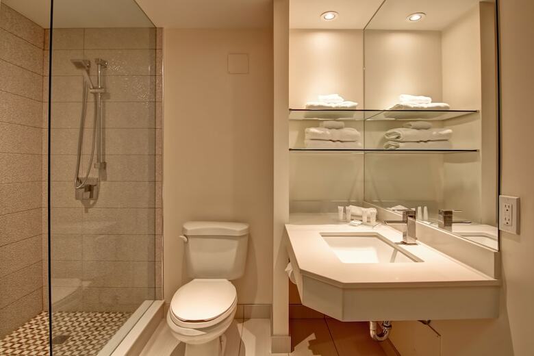 Hotel Inn Of Waterloo And Conference Centre