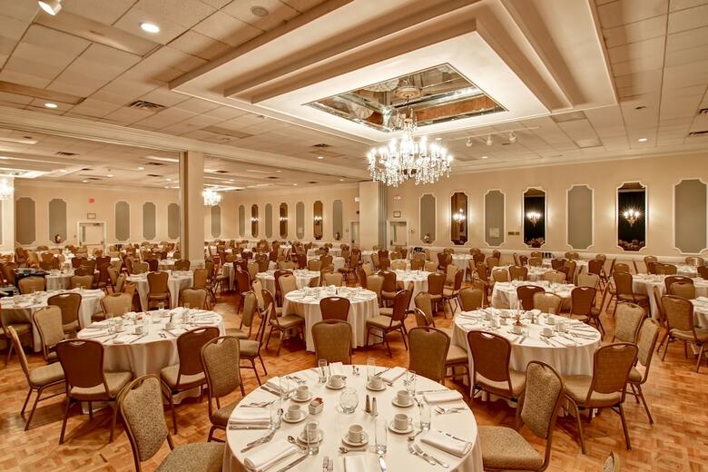 Hotel Inn Of Waterloo And Conference Centre