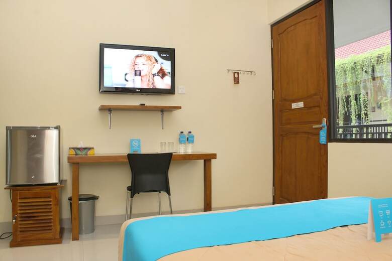 Hotel Airy Denpasar Barat Pura Demak 4 Bali