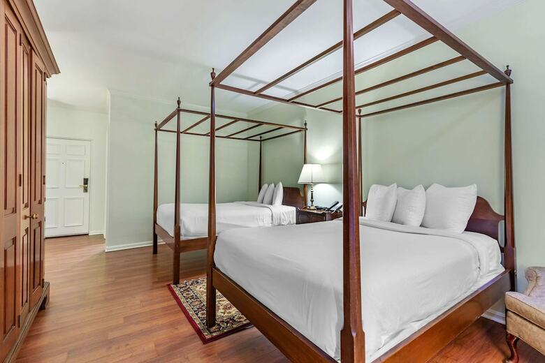 Admiral Fell Inn, Ascend Hotel Collection