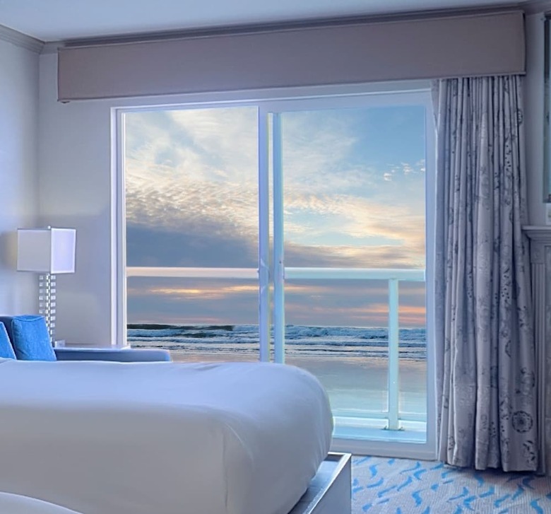 Elizabeth Oceanfront Suites, Ascend Hotel Collection