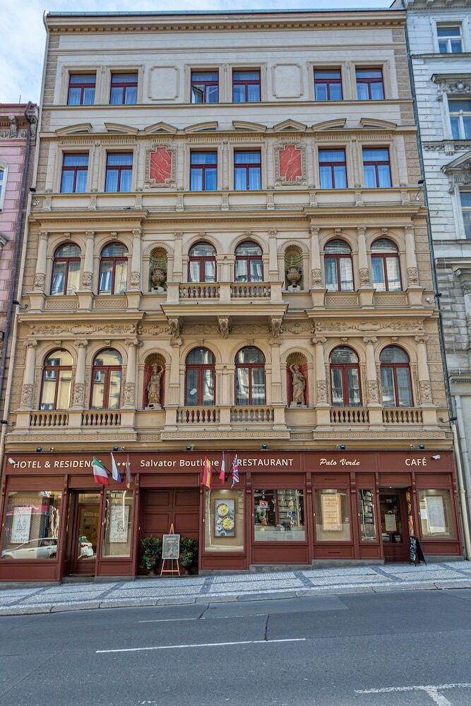 Salvator Boutique Hotel
