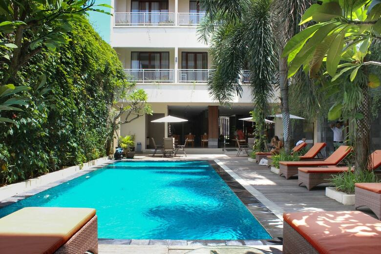 Hotel Airy Kuta Karang Tenget 15 Bali