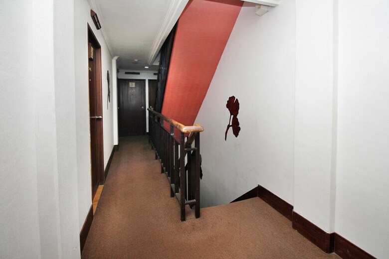 Hotel Airy Cikarang Singaraja Bekasi