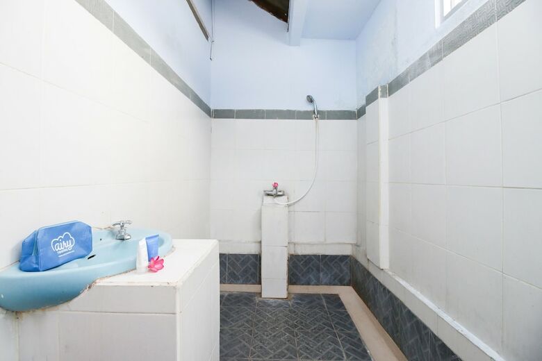 Hotel Airy Eco Pantai Senggigi Lombok