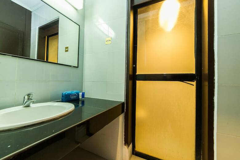 Hotel Airy Ratu Indah Ratulangi 17 Makassar