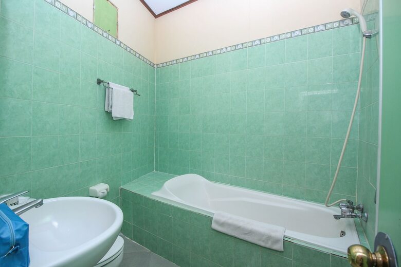 Hotel Airy Eco Legian Lebak Bene Kuta Bali