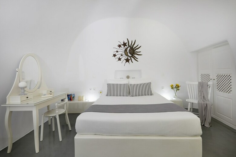 Villa Helianthus Suites
