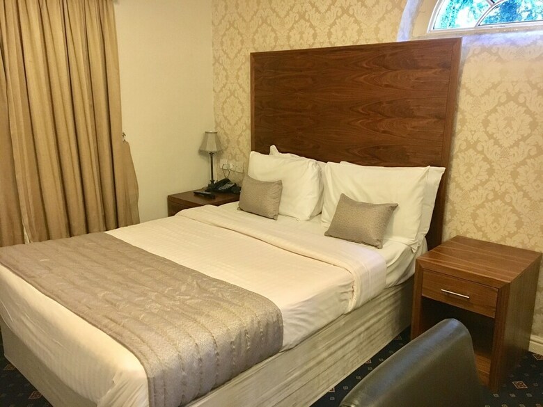 Best Western Normanton Park Hotel
