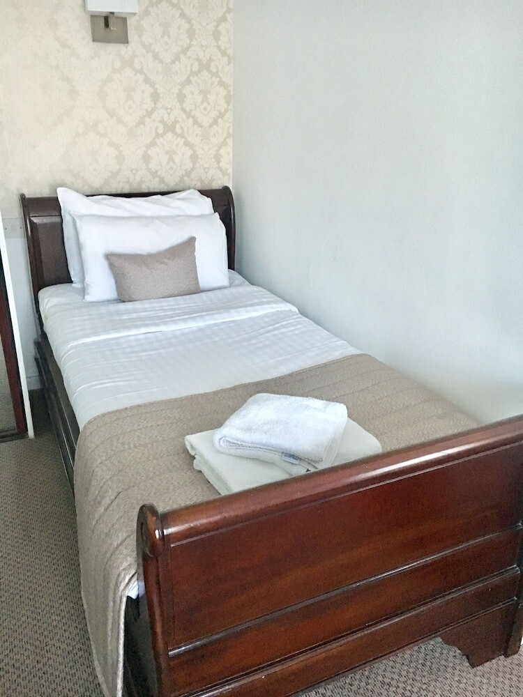 Best Western Normanton Park Hotel