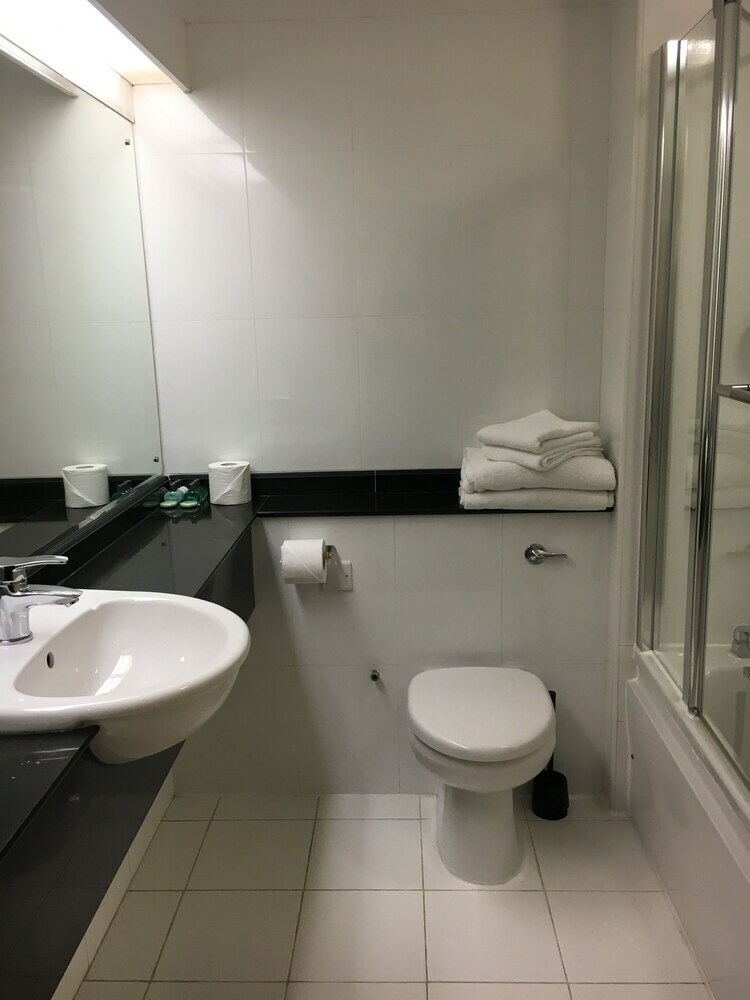 Best Western Normanton Park Hotel