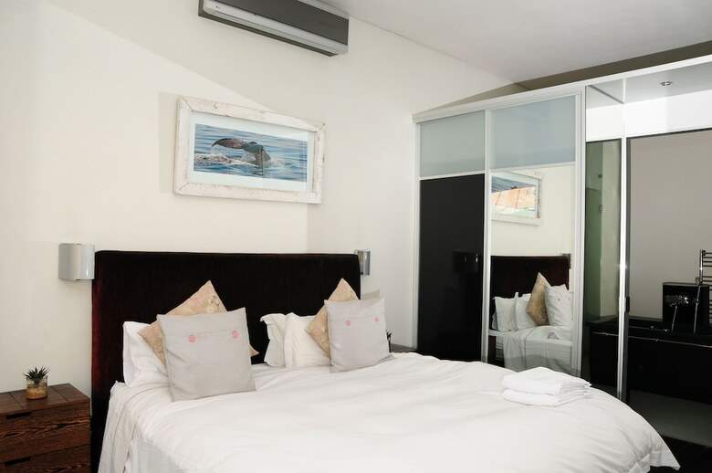 Hotel Dunkley House