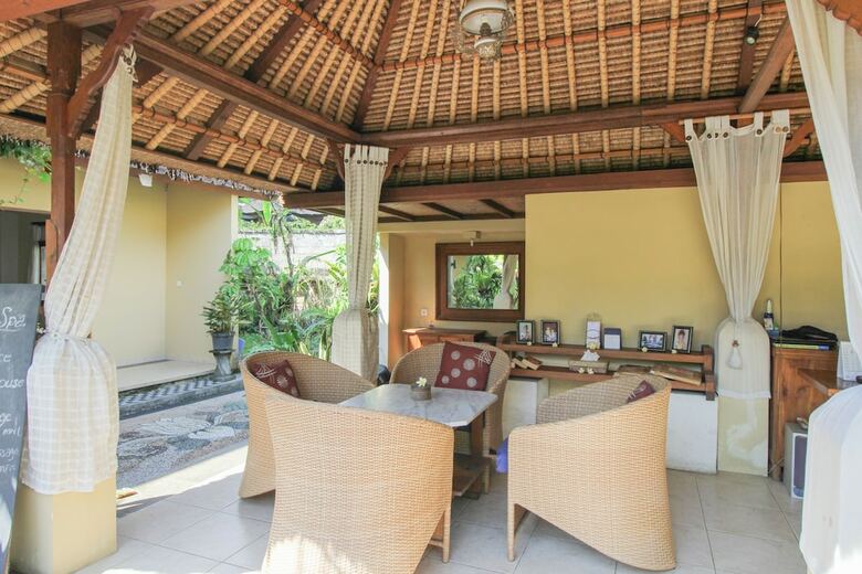 Hotel Airy Ubud Raya Andong Bali