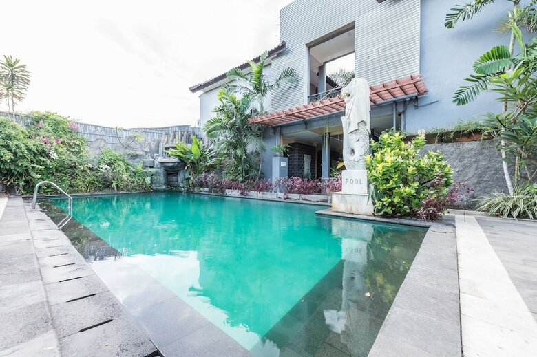 Hotel Airy Jimbaran Taman Mulia 8 Bali