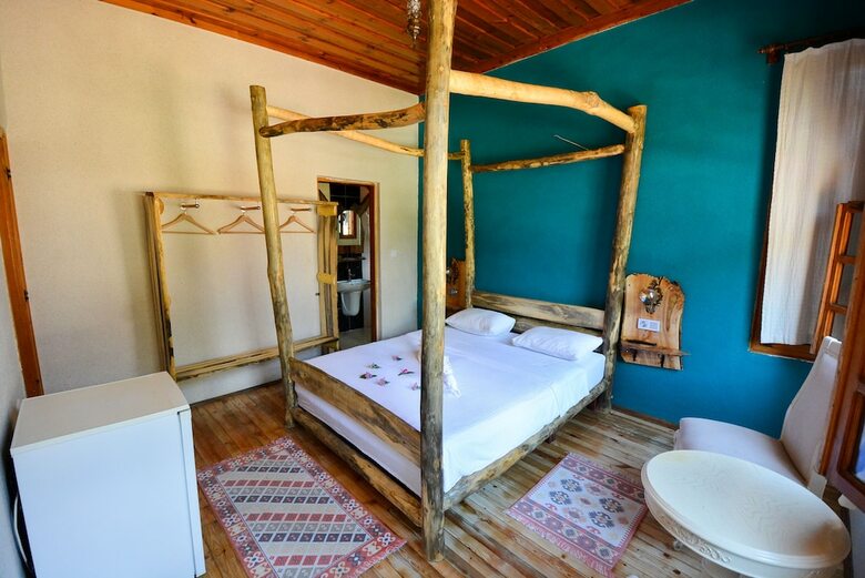 Hotel Wood House