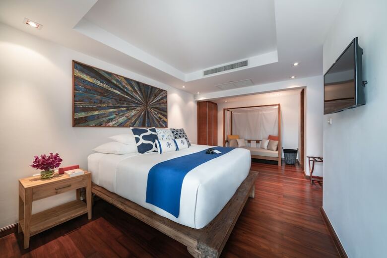 Hotel Akyra Beach Resort Phuket