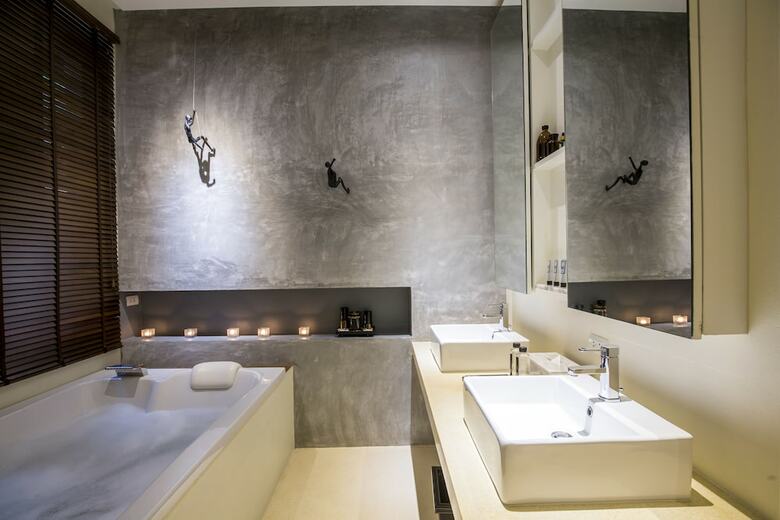 Hotel X2 Khao Lak Anda Mani Resort