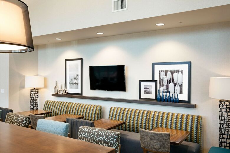 Hotel Hampton Inn & Suites By Hilton Seattle/northgate
