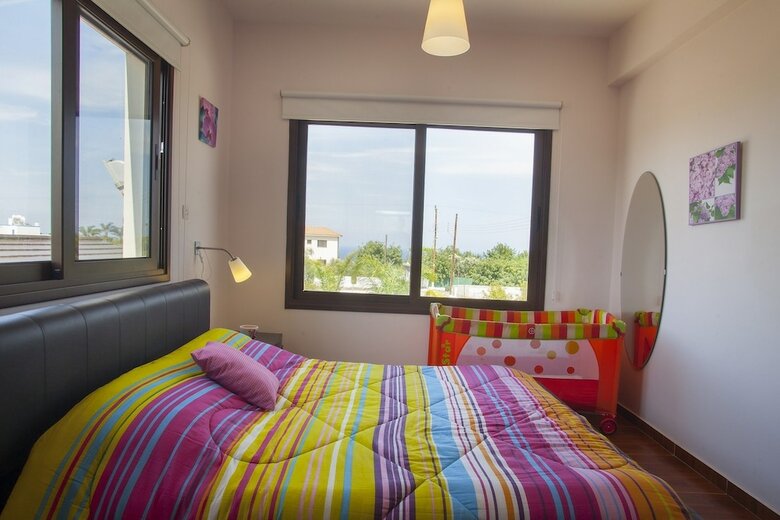 Villa Grecos Grove