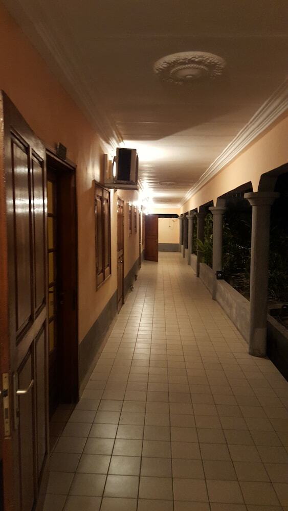 Hotel H�tel Saint Jacques - Centre Ville