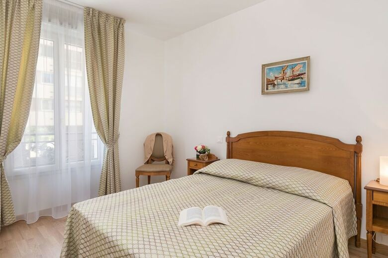 Villa M�dicis Puteaux