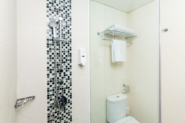 Hotel Zen Rooms Kuta Square Mall