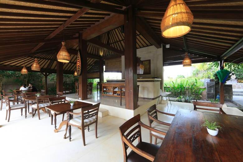 Hotel Zen Premium Ubud Bisma 3