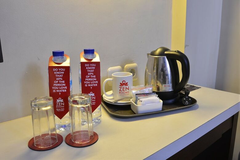 Hotel Zen Premium Kemang Pejaten