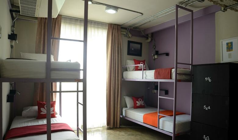 Hotel Zen Hostel Silom 14