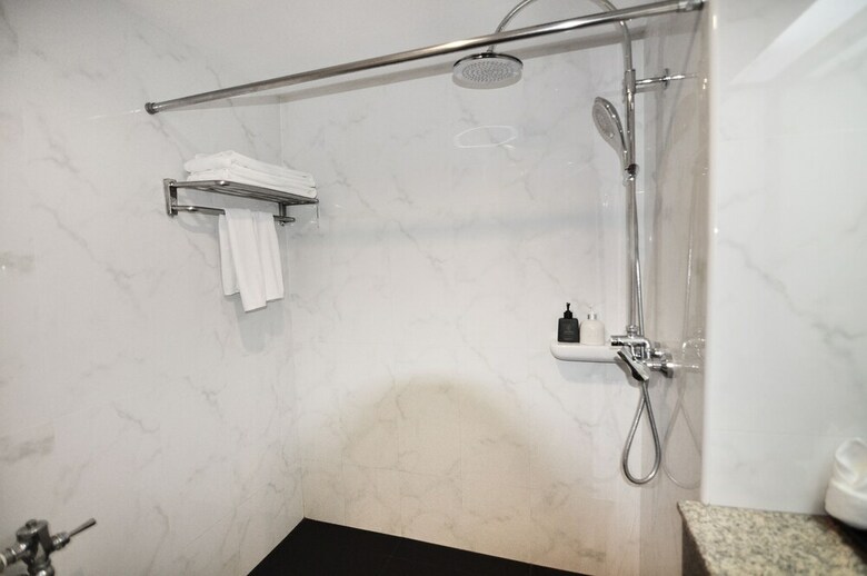 Hotel Zen Premium Silom Soi 22