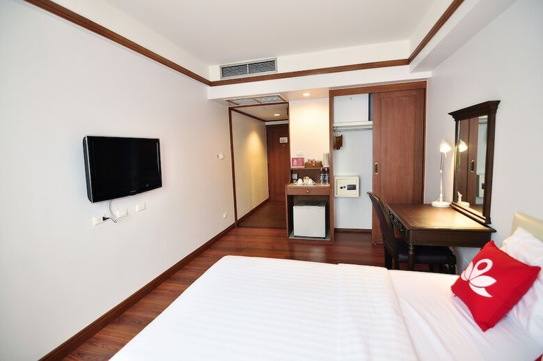 Hotel Zen Premium Silom Soi 22
