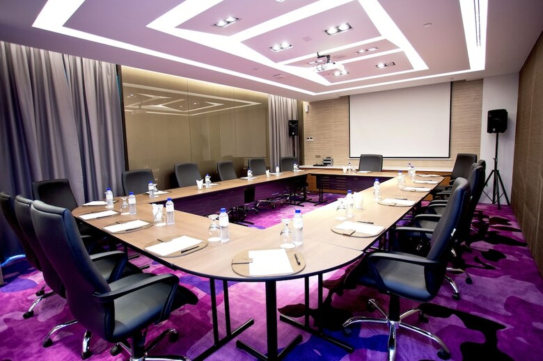 Vouk Hotel Suites