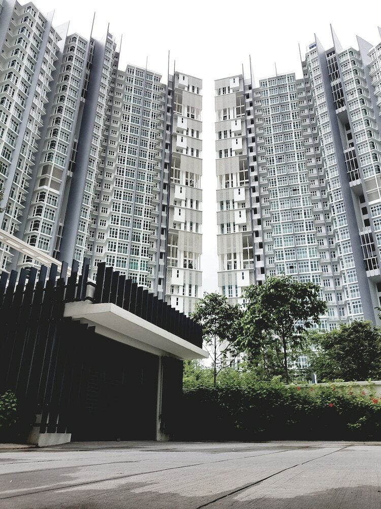 Apartamentos Holi 1medini Suites