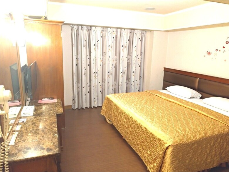 Spring Art Hotel (Hao Ying Hotel)