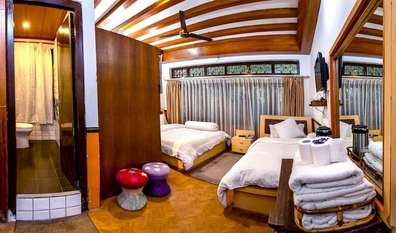 Shangri-la Boutique Hotel