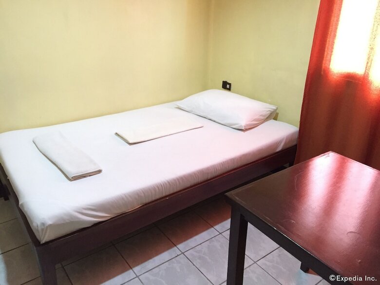 Hotel Iloilo Budget Inn - Jaro