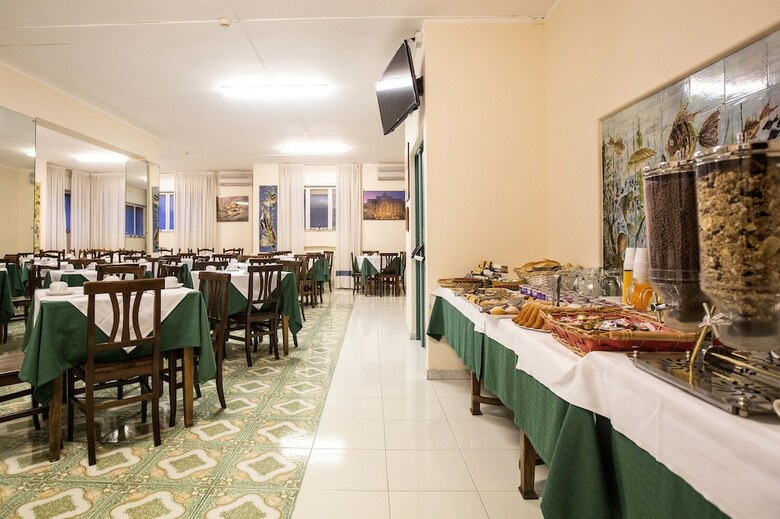 Hotel Istituto Piccole Ancelle Di Cristo Re