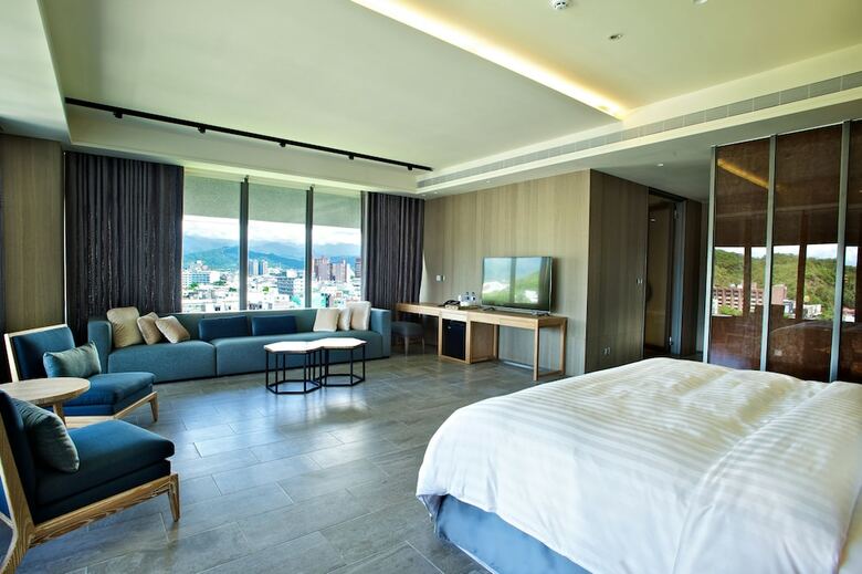 Hotel The Suites Taitung