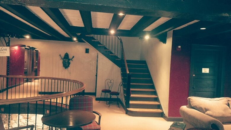 Posada The Old English Inn