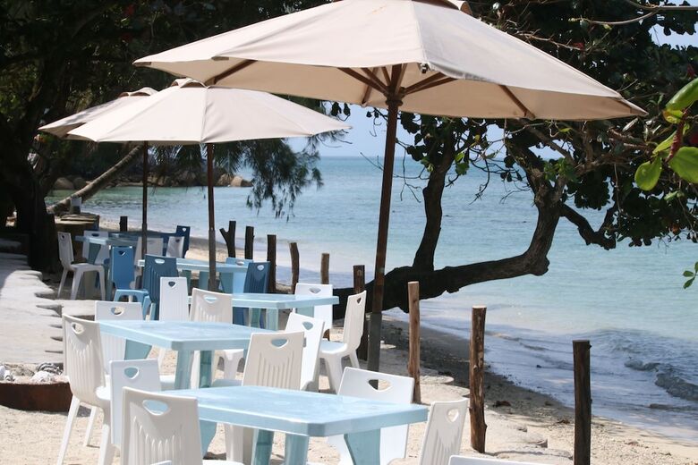 Hotel The Barat Perhentian Beach Resort