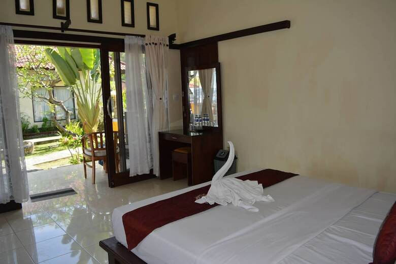 Hotel Segara Wangi Beach Cottages