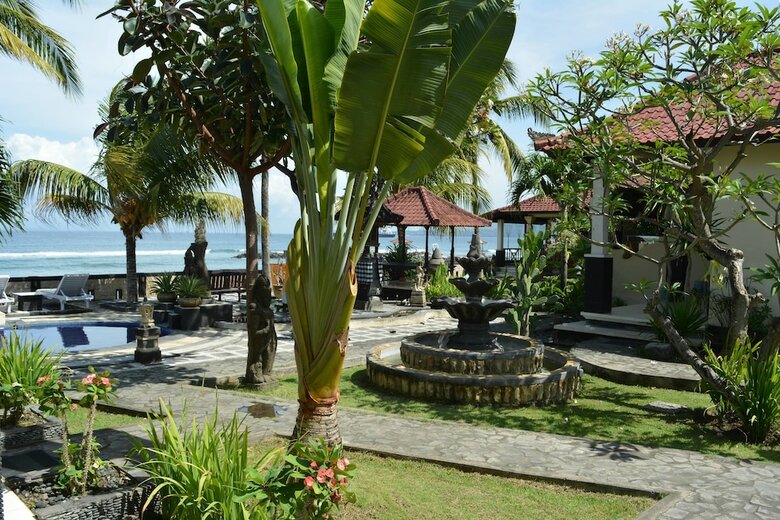 Hotel Segara Wangi Beach Cottages